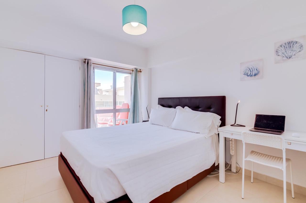 Al - Apartamento Wave 7 Quarteira Exteriör bild